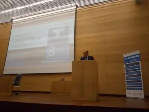Presentación Papeles 8: El modelo AICP y sus beneficios en Residencias de Personas Mayores. Derribando mitos Clausura Intervencion Gerente