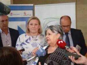 Presentación Papeles 8: El modelo AICP y sus beneficios en Residencias de Personas Mayores. Derribando mitos WhatsApp Image 2022 09 19 at 11.13.06