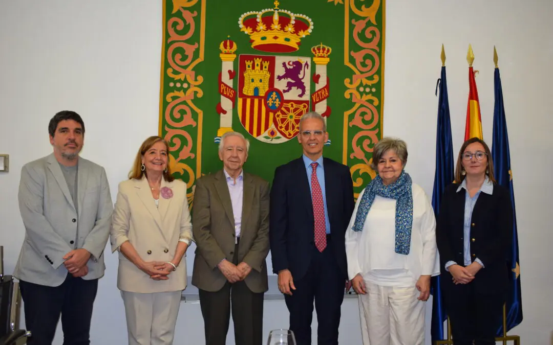 La presidenta de la Fundación Pilares participa en el primer encuentro entre la PMP y la FEMP para promover la defensa de los derechos de las personas mayores en la política local