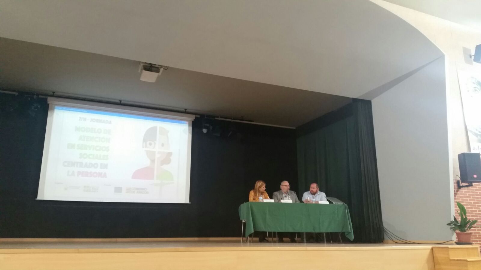 Jornada: Modelo de Atención en Servicios Sociales Centrado en la Persona (Huesca) Inauguración de la Jornada: Modelo de Atención en Servicios Sociales Centrado en la Persona.