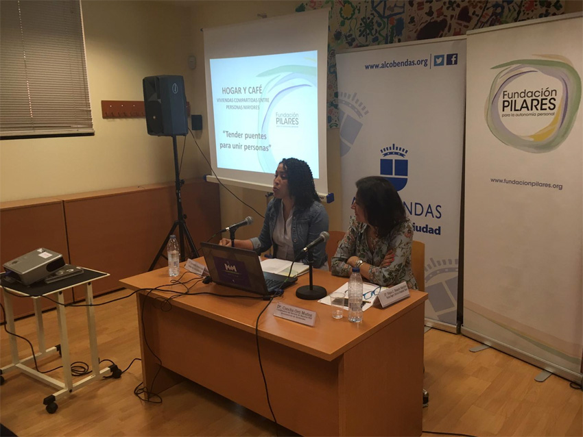 Presentación del Programa Hogar y Café -Viviendas Compartidas entre Personas Mayores-, a Entidades/Asociaciones/Personas Mayores del municipio de Alcobendas 190514 hogarycafe alcobendas foto 008 yessica 01