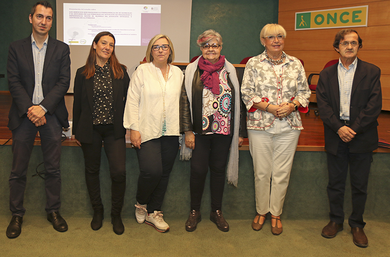 Fundación Pilares presenta un estudio sobre AICP en domicilio, elaborado para el Gobierno de Cantabria. Santander, 23/05/2019 Foto de grupo