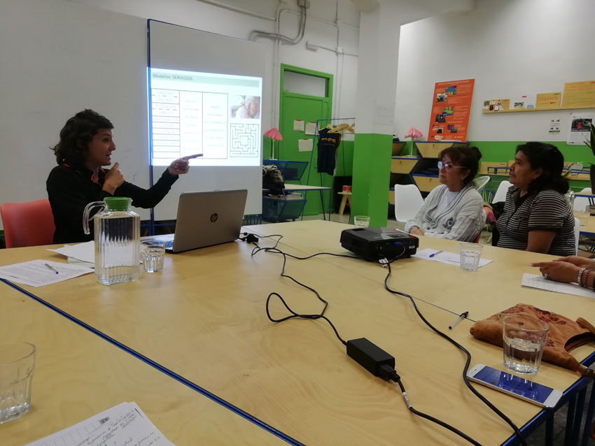 "Taller de Atención Integral y Centrada en la Persona en A3CALLES. 16/10/2019 Foto durante el Taller de Atención Integral y Centrada en la Persona en A3CALLES